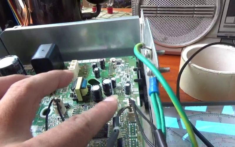 Nguyên nhân máy lạnh LG báo lỗi CH 38